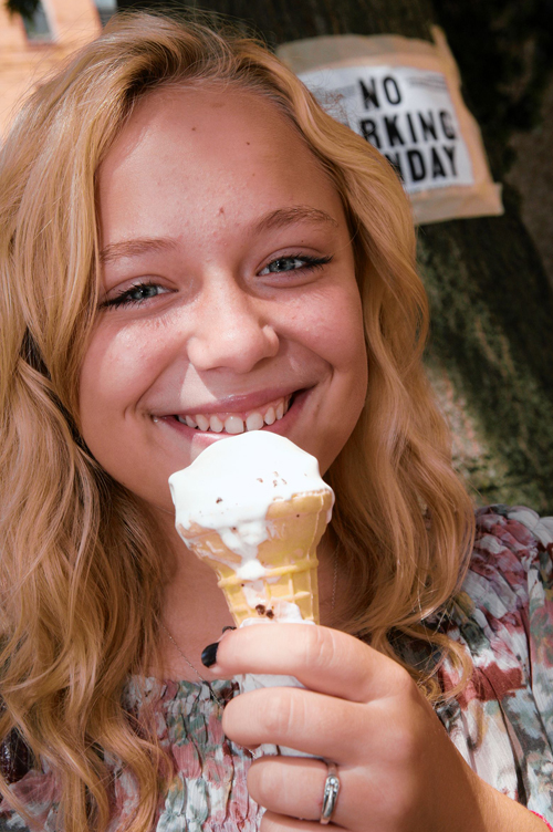 Brighton rocks! Neighborhood enjoys music and food fest