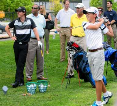 Golf pro hits Dyker Heights links
