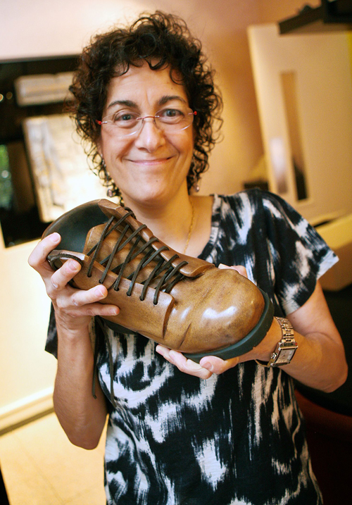 A foot in the door: Midwood sculptor hopes contest will land her in Brookyn Museum