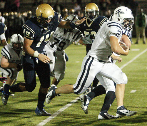 Xaverian’s defensive line fails to halt Vikings’ aggressive ground game
