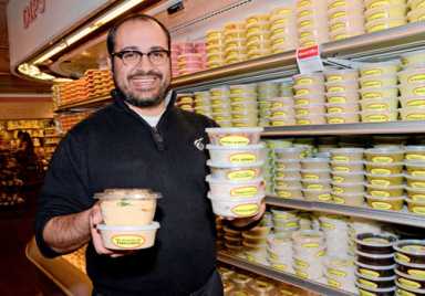 Israeli Prime Minister Benjamin Netanyahu shops locally