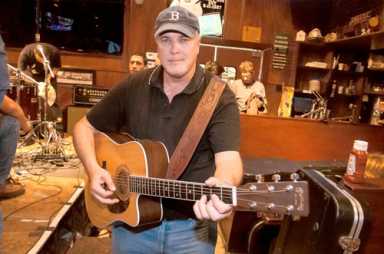 Rockin’ out for a good cause