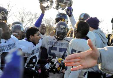 Comeback kids! South Shore Vikings steal bowl game from Grady