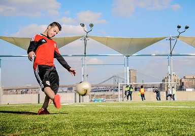 GOOAAAAAAALLLLLLLLL! Brooklyn Bridge Park now a soccer field of dreams
