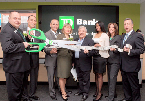 A big Standing O ‘Hello’ to TD Bank on Kings Highway!
