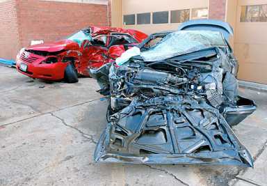 Three dead in Avenue U car crash