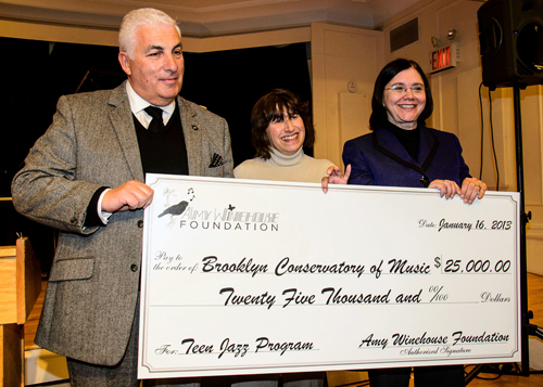 C notes for Slope music school: Amy Winehouse charity gives $25K
