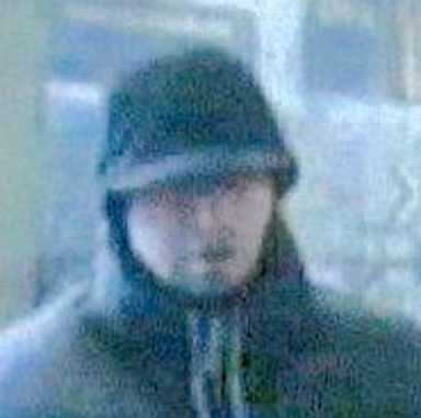 Cops: Hanson Place bank robber escapes with cash after passing holdup note