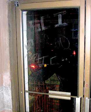 Vandals’ ‘scratchiti’ makes woman wish for the days of graffiti