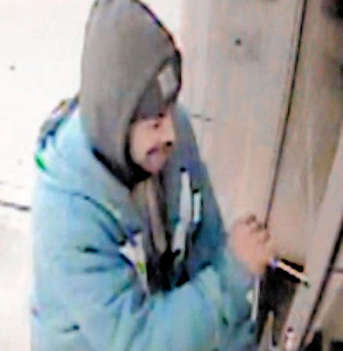 Cops hunt Baltic Street screwdriver burglar