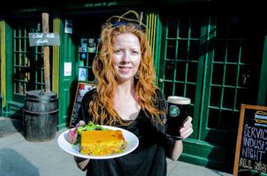 Wake up, sheeple! Bar hosts shepherd’s pie-making contest
