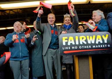 Fairway reopens, Red Hook rejoices