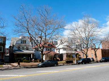 Locals oppose new school