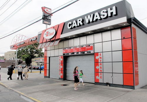 ‘Blowhard’ car wash too noisy, pol says