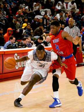 Sluggish Lincoln tops Express to move into semifinals