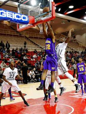 South Shore drops quarterfinal heartbreaker to Wings