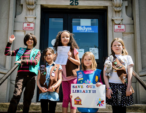 Girl Scouts troop fights to save Pacific branch library