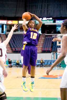 Tate’s hard work pays off with scholarship