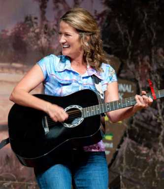 Fiddle me this: New Orleans music festival invites you to jam