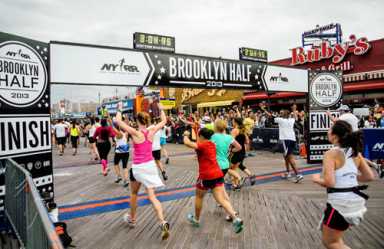 Run, Brooklyn, run! From Prospect Park to the Boardwalk — joggers run the borough