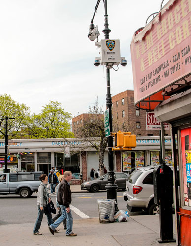 Ridgites seek spy cameras on Fifth Avenue
