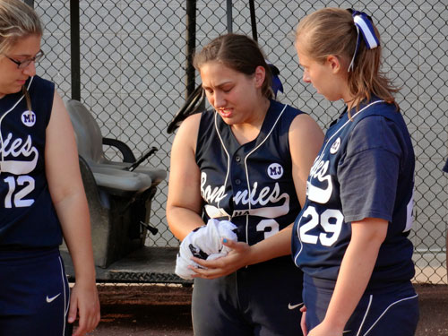 Fontbonne Hall ends historic season with loss in title game