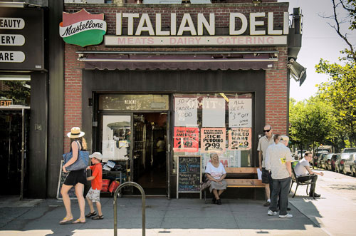 Mastellone’s last day: Beloved Carroll Gardens Italian grocery closes