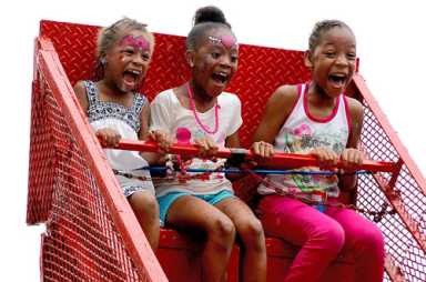 Flatbush Avenue Street Fair features pint-sized rapper