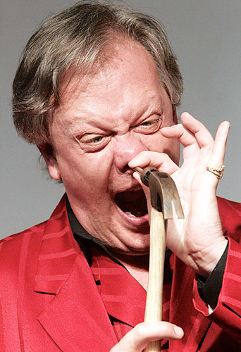 Ouch! Man stabs self in face to celebrate new art expo space