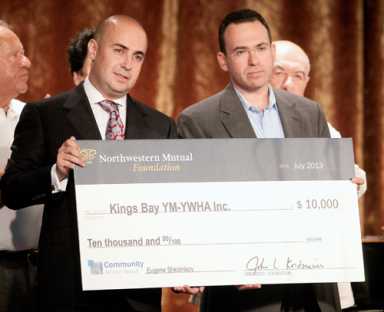 Standing O does it again