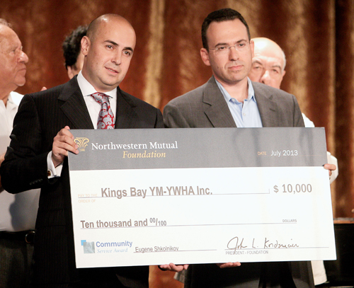 Standing O does it again