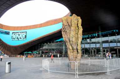 Art landed! Massive sculpture appears outside Barclays Center and Brooklynites hardly notice