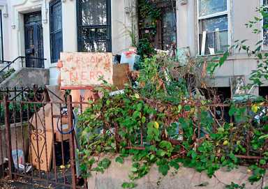 Slope woman left homeless by house collapse has been sleeping on her stoop: Neighbors