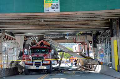Heads up! Smith-Ninth subway station scaffolding falls onto dump truck, backing up train and car traffic
