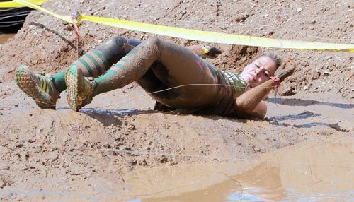 Muddy run supports military, challenges civilians