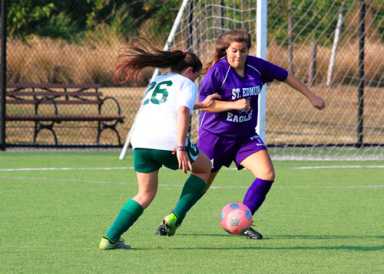 O’Neil kicks defending champion St. Edmund past rival Bishop Kearney