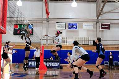 Poly Prep girls’ volleyball team aims for state title