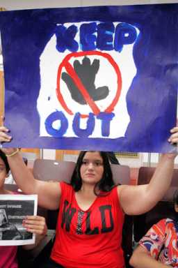 Low blows! Parents, pols, teachers, and kids blast charter school plan