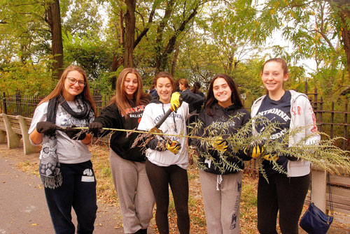 Park ‘n’ ride! Ridge families clean greenspaces