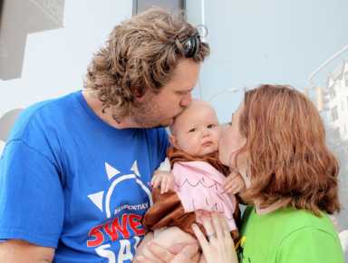 Sunshine-y day! Ridge group holds benefit for leukemia-stricken infant
