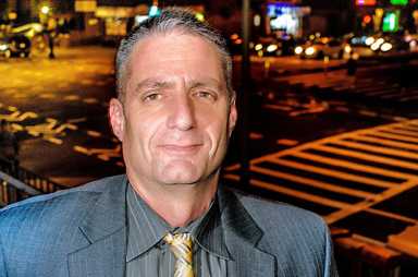 Meet the new top cop at the 76th Precinct