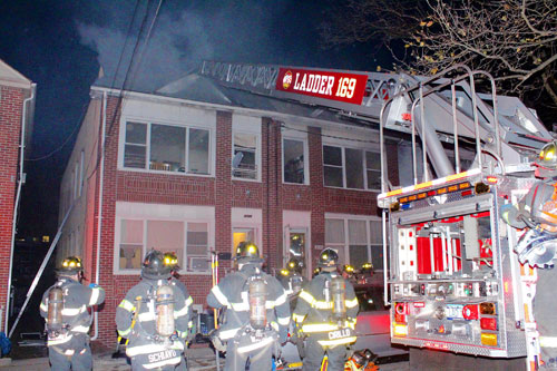 Brighton burning! FDNY extinguishes blaze near Belt