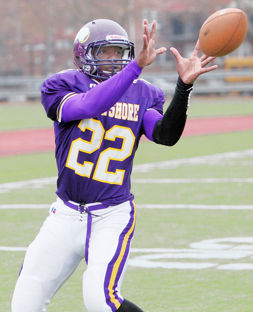 Thrilling overtime win sends South Shore back to Bowl conference city title game