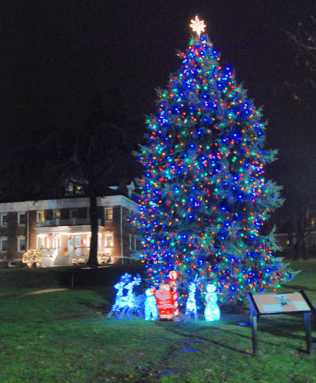 Home for Christmas! Kids count on base for holiday fun