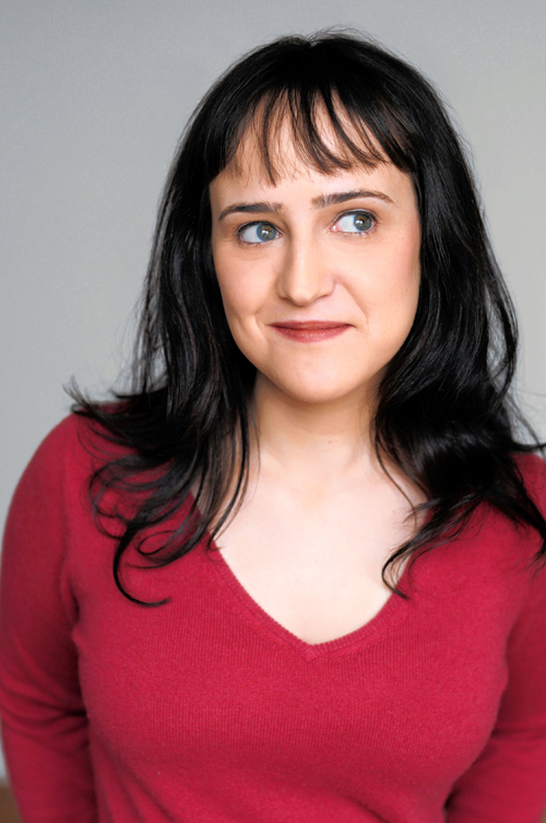 Fright night: Former child star debuts storytelling night