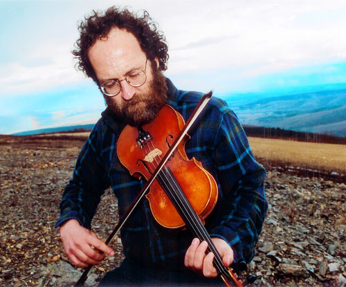 ‘Fiddling poet’ throws roots music showcase