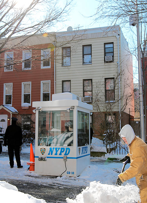 Cop shack shock on DeBlasio’s block