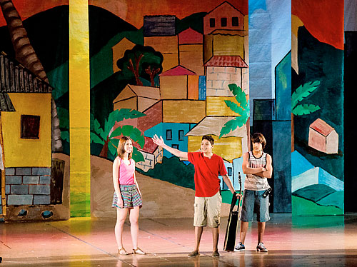 Williamsburg celebrates Three Kings Day