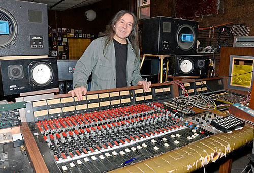Doc of Ages: Film chronicles Gowanus-side recording studio