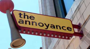 Williamsburg gets laugh factory